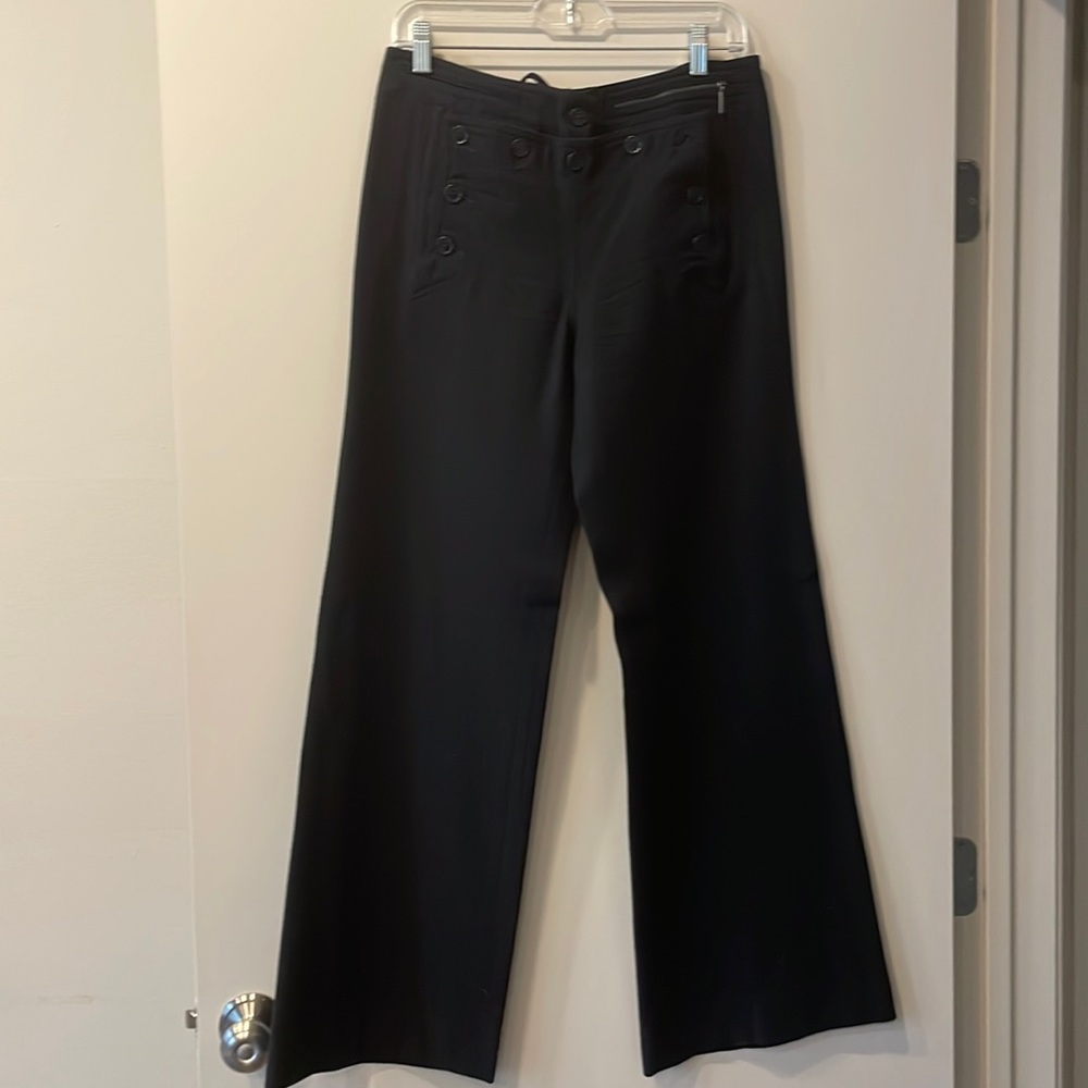 Philosophy navy size 6 pants missing 1 button